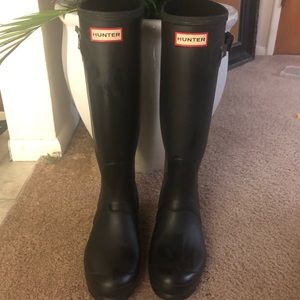 Hunter Tall Black Rubber Boots Sz 9